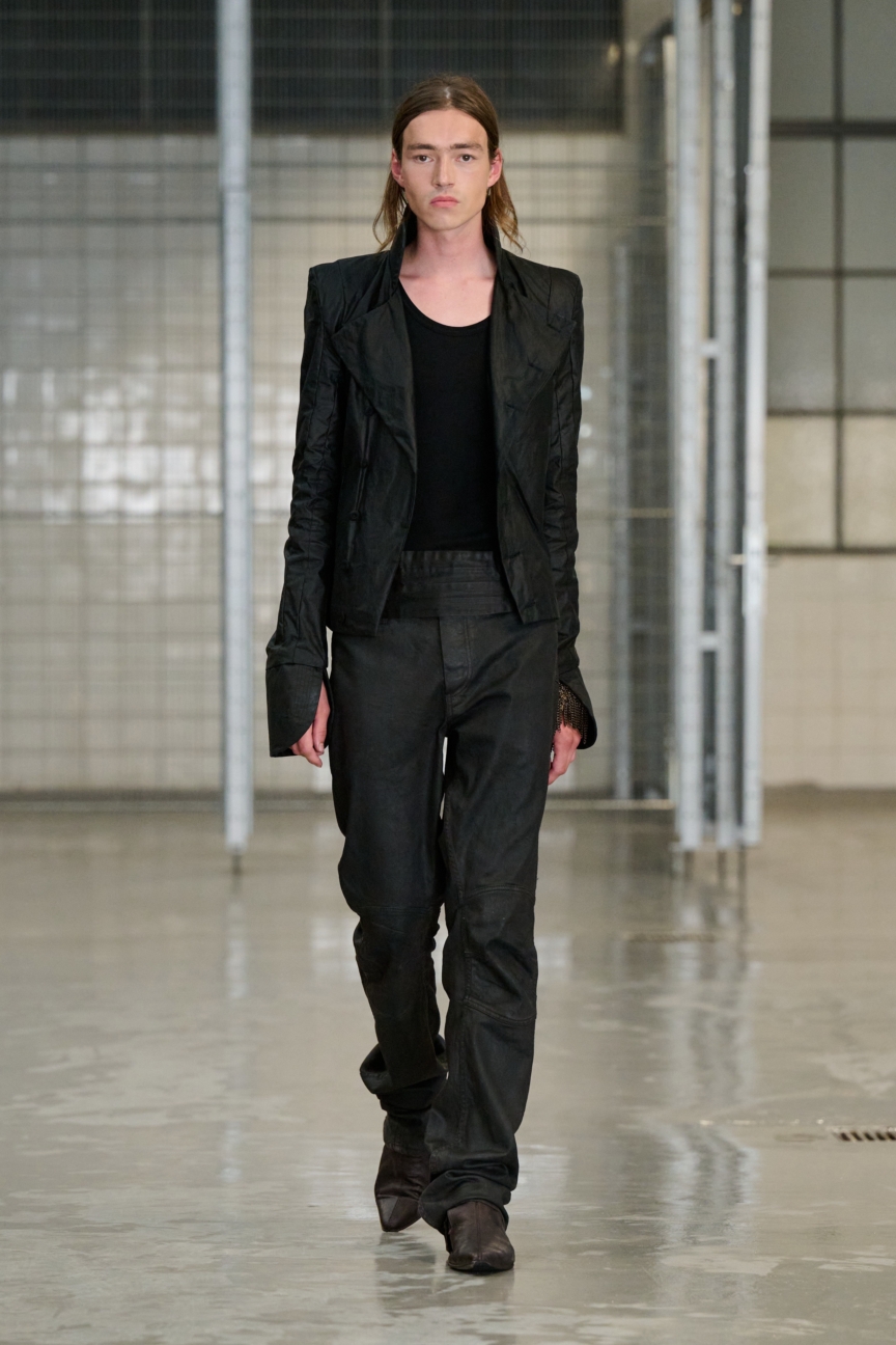 ss26-copenhagen-fashion-week-pln-runway-2x3-james-cochrane-4