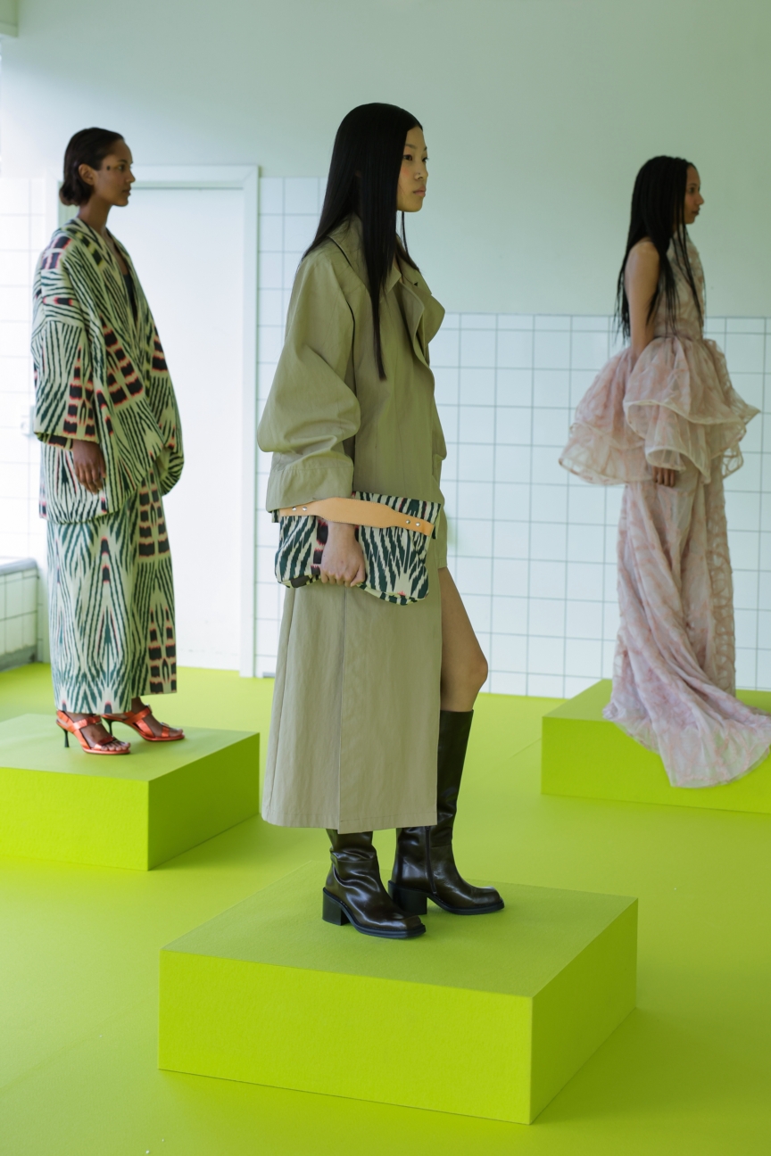 ss26-copenhagen-fashion-week-rabens-saloner-runway-2x3-james-cochrane-27