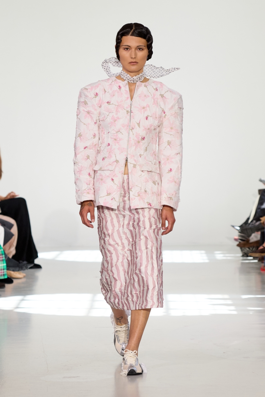 ss26-copenhagen-fashion-week-rave-review-runway-2x3-james-cochrane-10