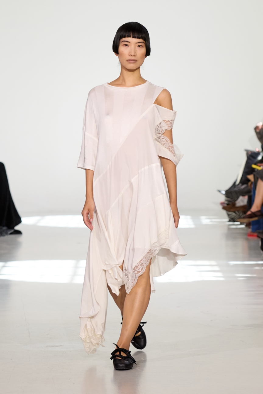 ss26-copenhagen-fashion-week-rave-review-runway-2x3-james-cochrane-14