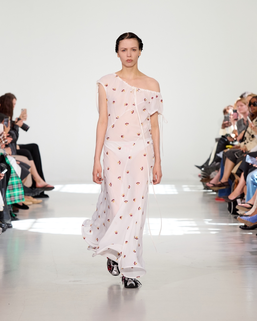 ss26-copenhagen-fashion-week-rave-review-runway-4x5-james-cochrane-2