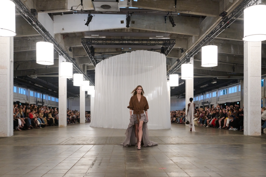 ss26-copenhagen-fashion-week-rotate-runway-4x5-james-cochrane-48