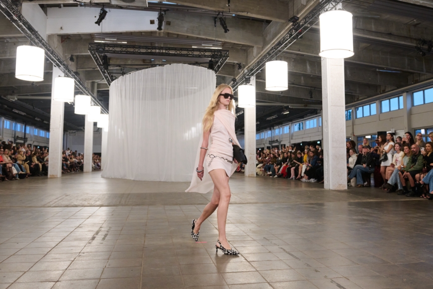 ss26-copenhagen-fashion-week-rotate-runway-4x5-james-cochrane-59