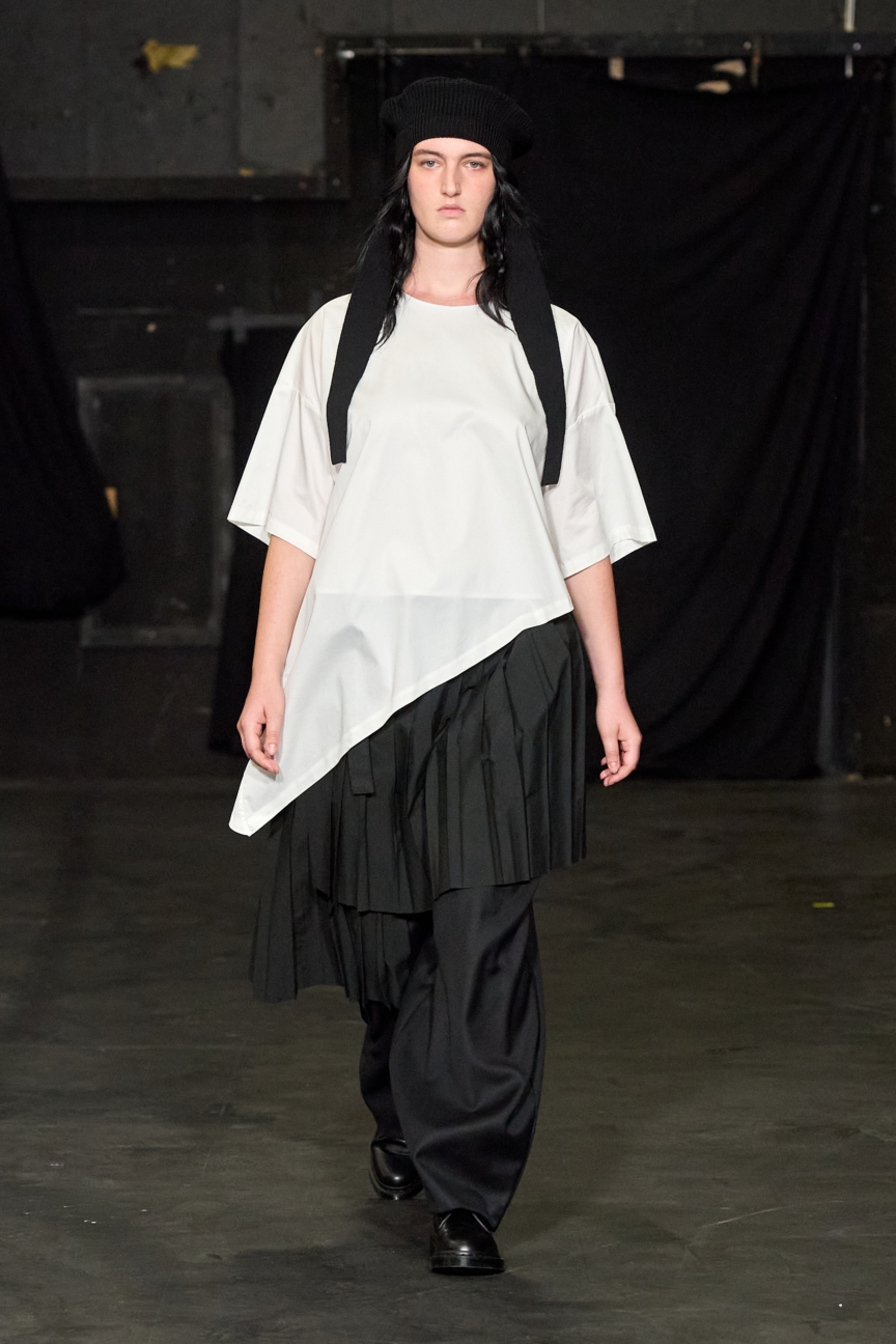 ss26-copenhagen-fashion-week-stel-runway-2x3-james-cochrane-14