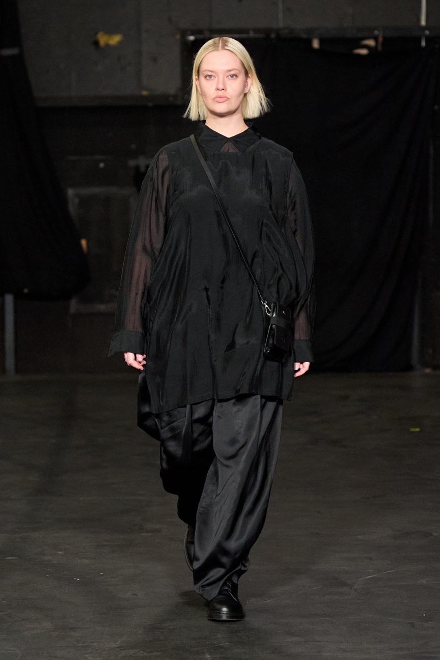 ss26-copenhagen-fashion-week-stel-runway-2x3-james-cochrane-16