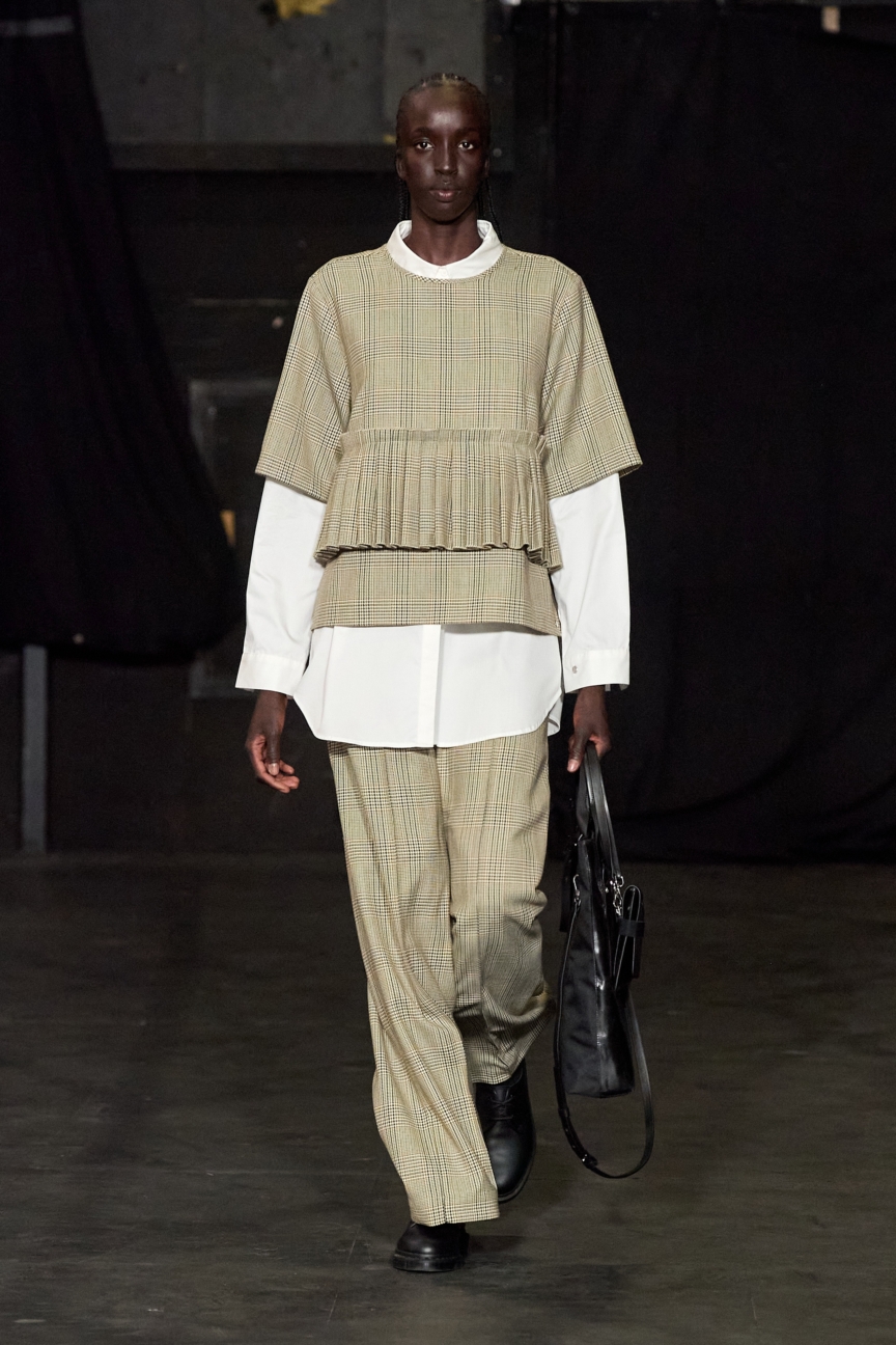 ss26-copenhagen-fashion-week-stel-runway-2x3-james-cochrane-3