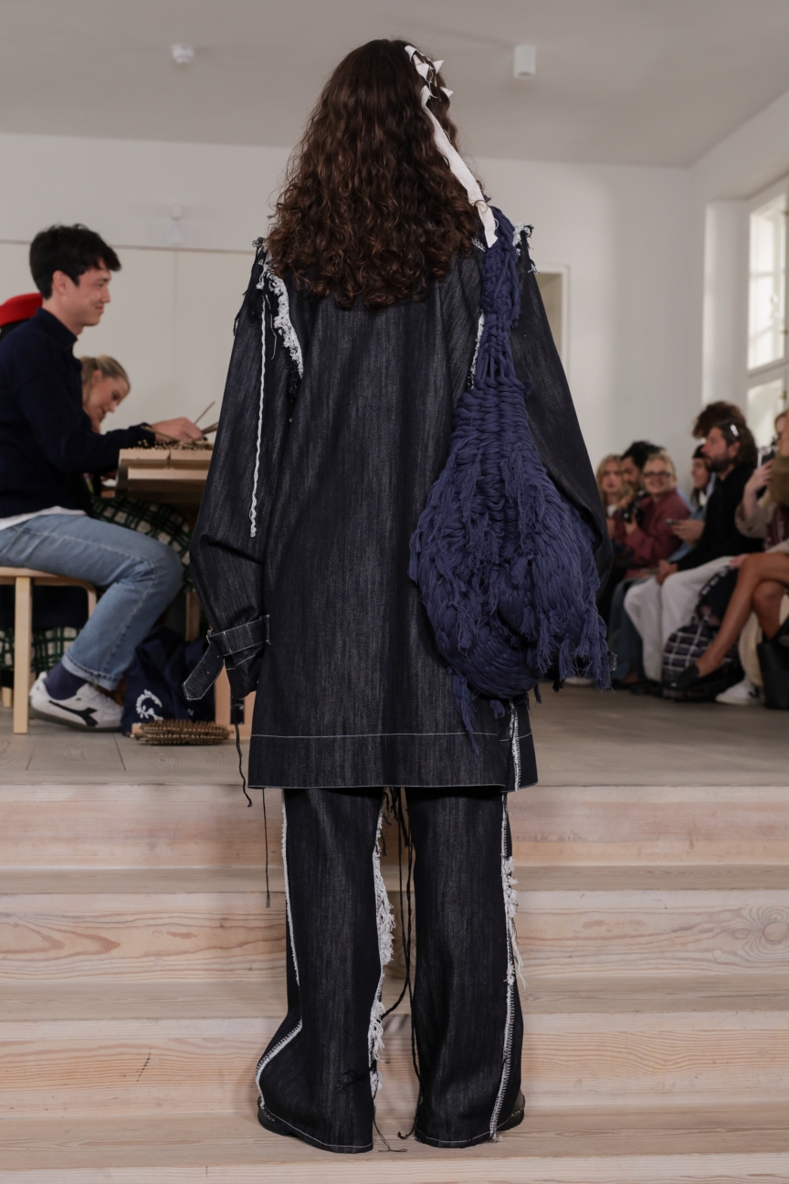ss26-copenhagen-fashion-week-stem-presentation-2x3-james-cochrane-21