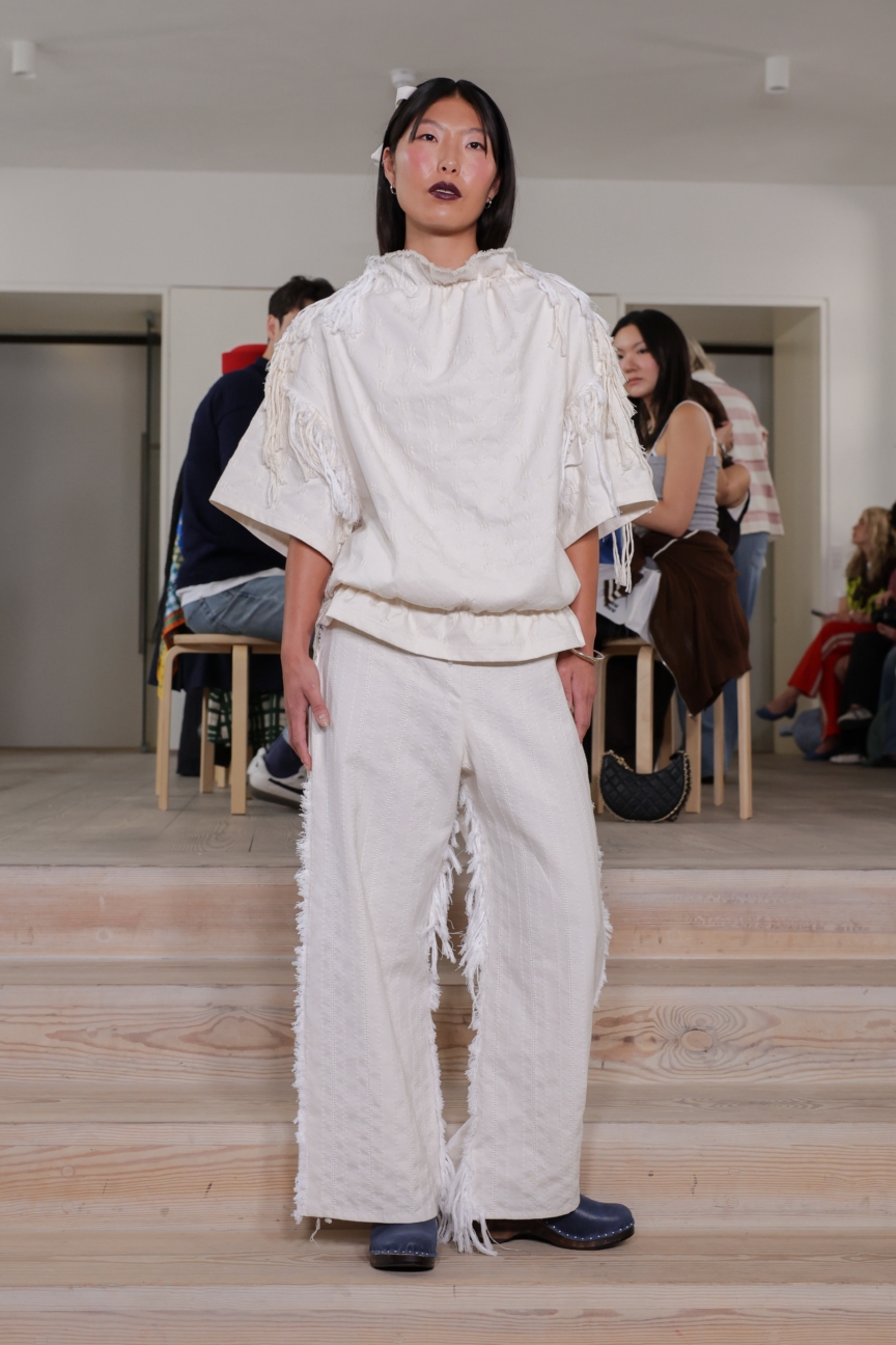 ss26-copenhagen-fashion-week-stem-presentation-2x3-james-cochrane-37