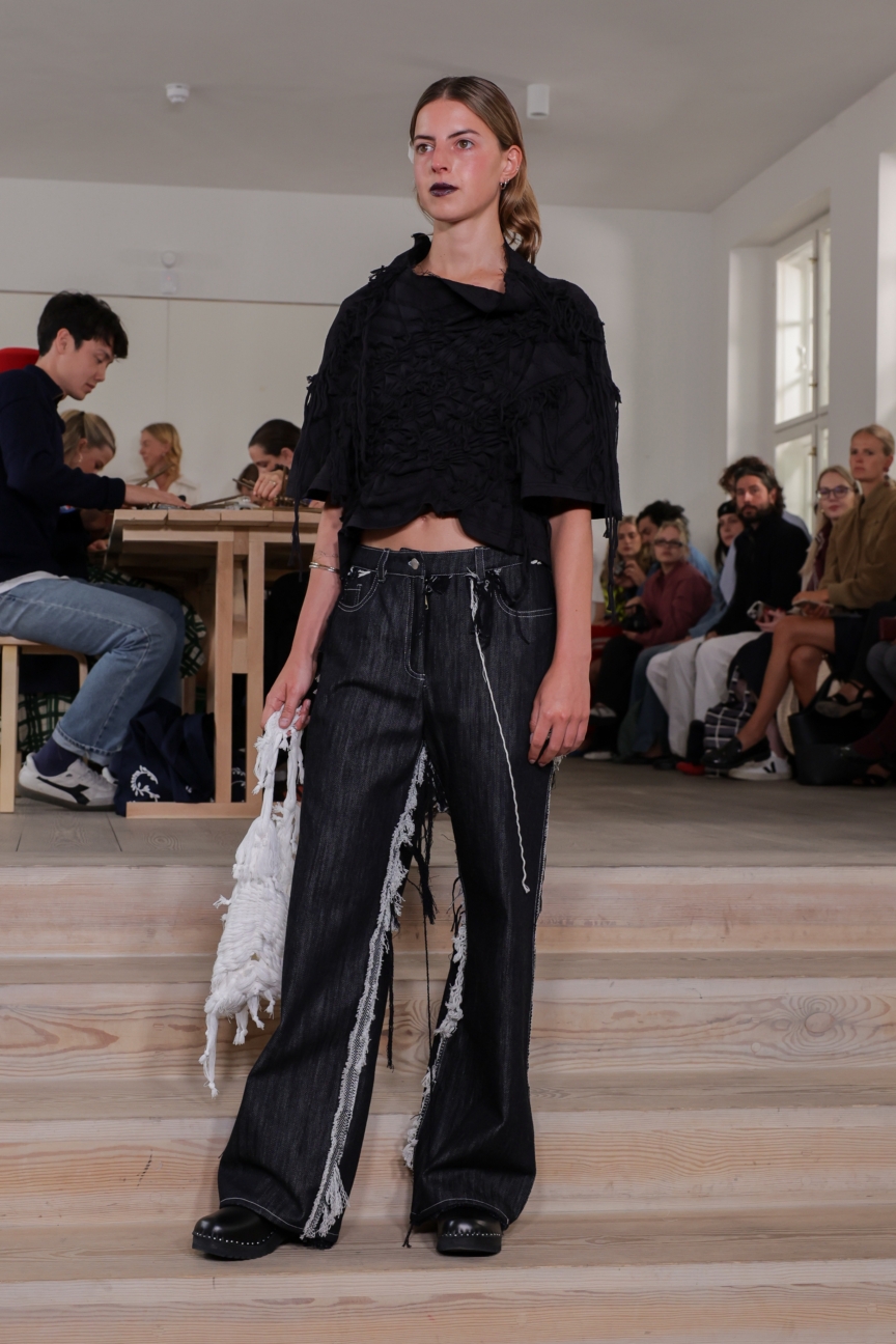 ss26-copenhagen-fashion-week-stem-presentation-2x3-james-cochrane-56