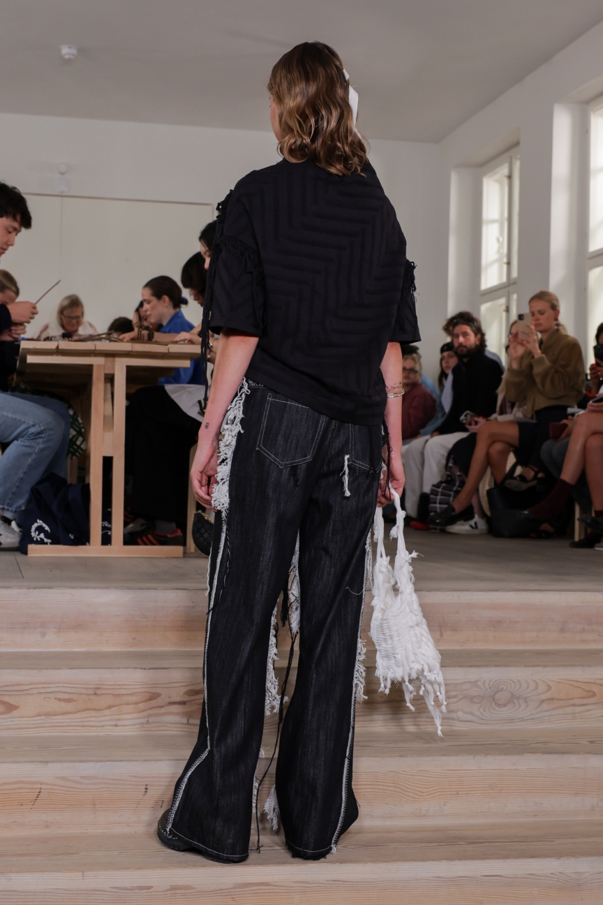 ss26-copenhagen-fashion-week-stem-presentation-2x3-james-cochrane-57
