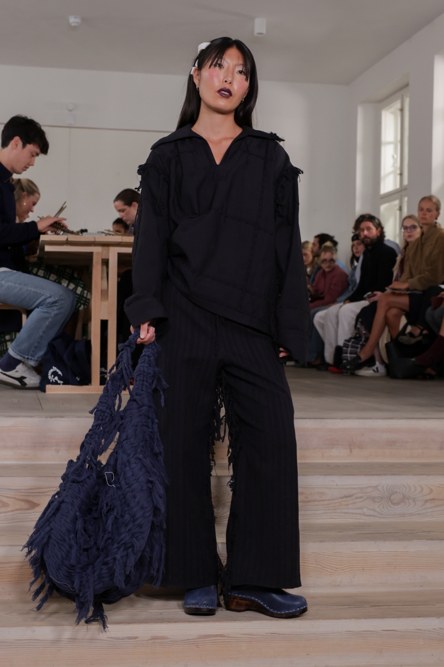 ss26-copenhagen-fashion-week-stem-presentation-2x3-james-cochrane-61