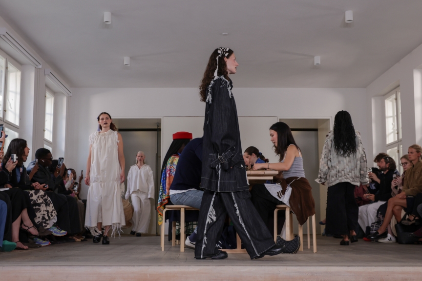 ss26-copenhagen-fashion-week-stem-presentation-2x3-james-cochrane-66