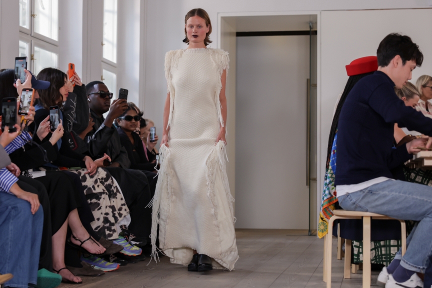 ss26-copenhagen-fashion-week-stem-presentation-2x3-james-cochrane-69