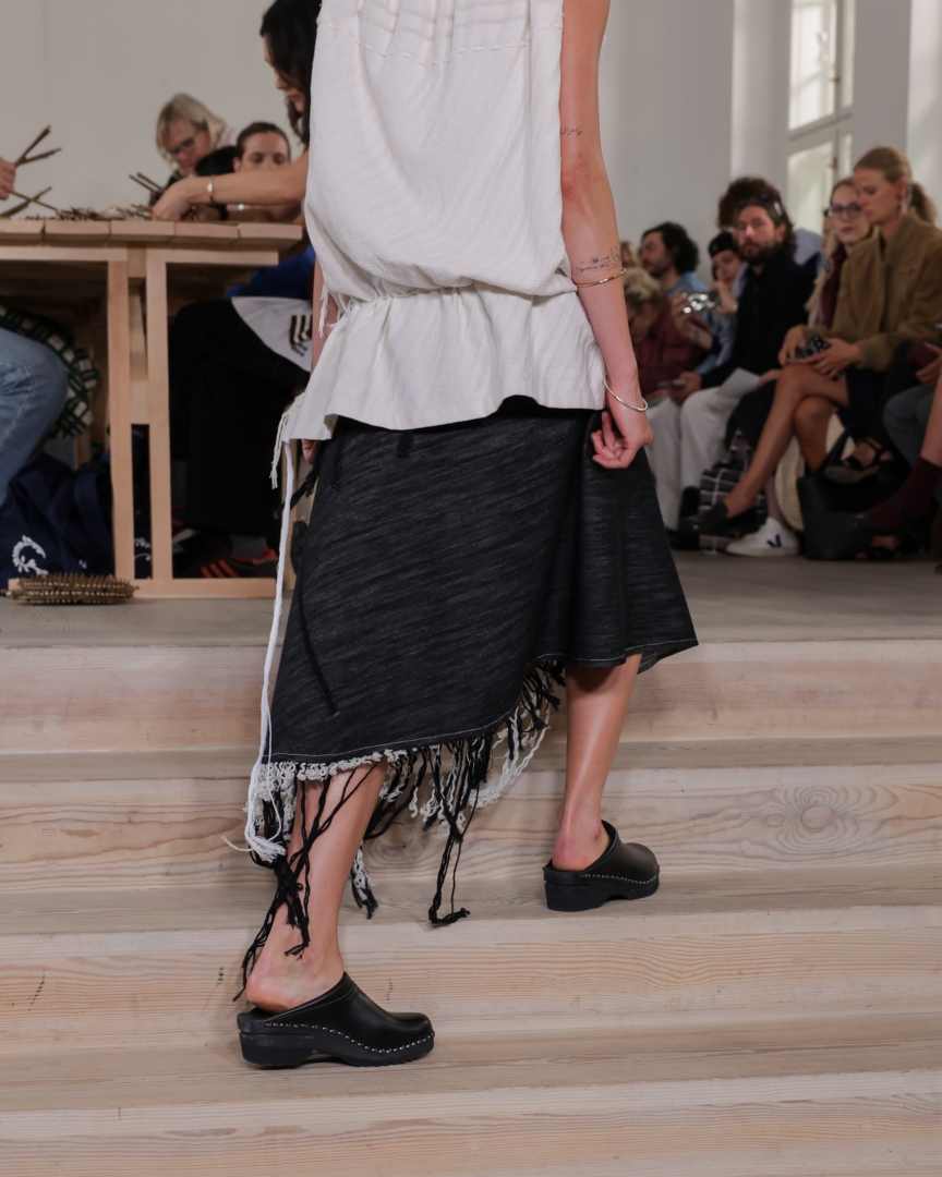 ss26-copenhagen-fashion-week-stem-presentation-4x5-james-cochrane-27