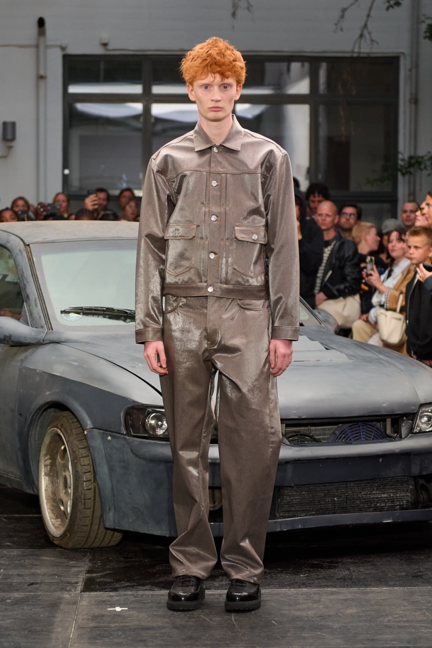 ss26-copenhagen-fashion-week-sunflower-runway-2x3-james-cochrane-11