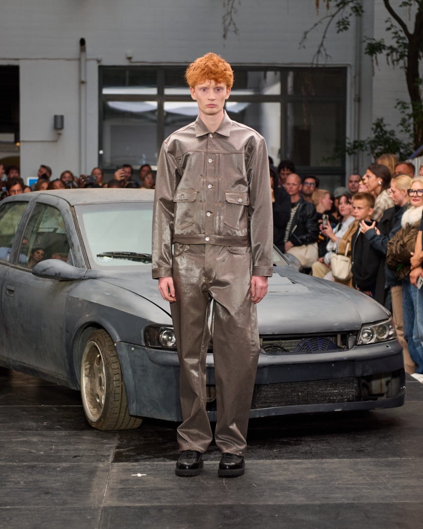 ss26-copenhagen-fashion-week-sunflower-runway-4x5-james-cochrane-11