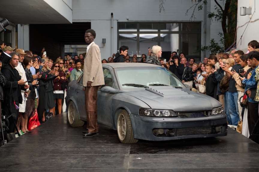 ss26-copenhagen-fashion-week-sunflower-runway-4x5-james-cochrane-26