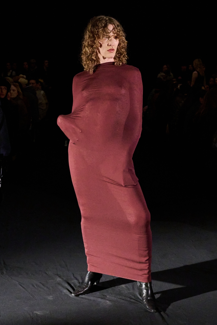 aw26-copenhagen-fashion-week-taus-runway-2x3-james-cochrane-10