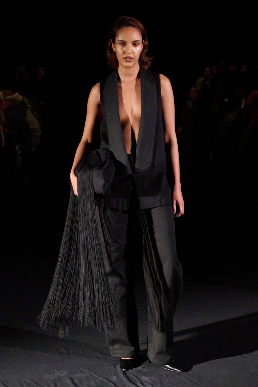 aw26-copenhagen-fashion-week-taus-runway-2x3-james-cochrane-12