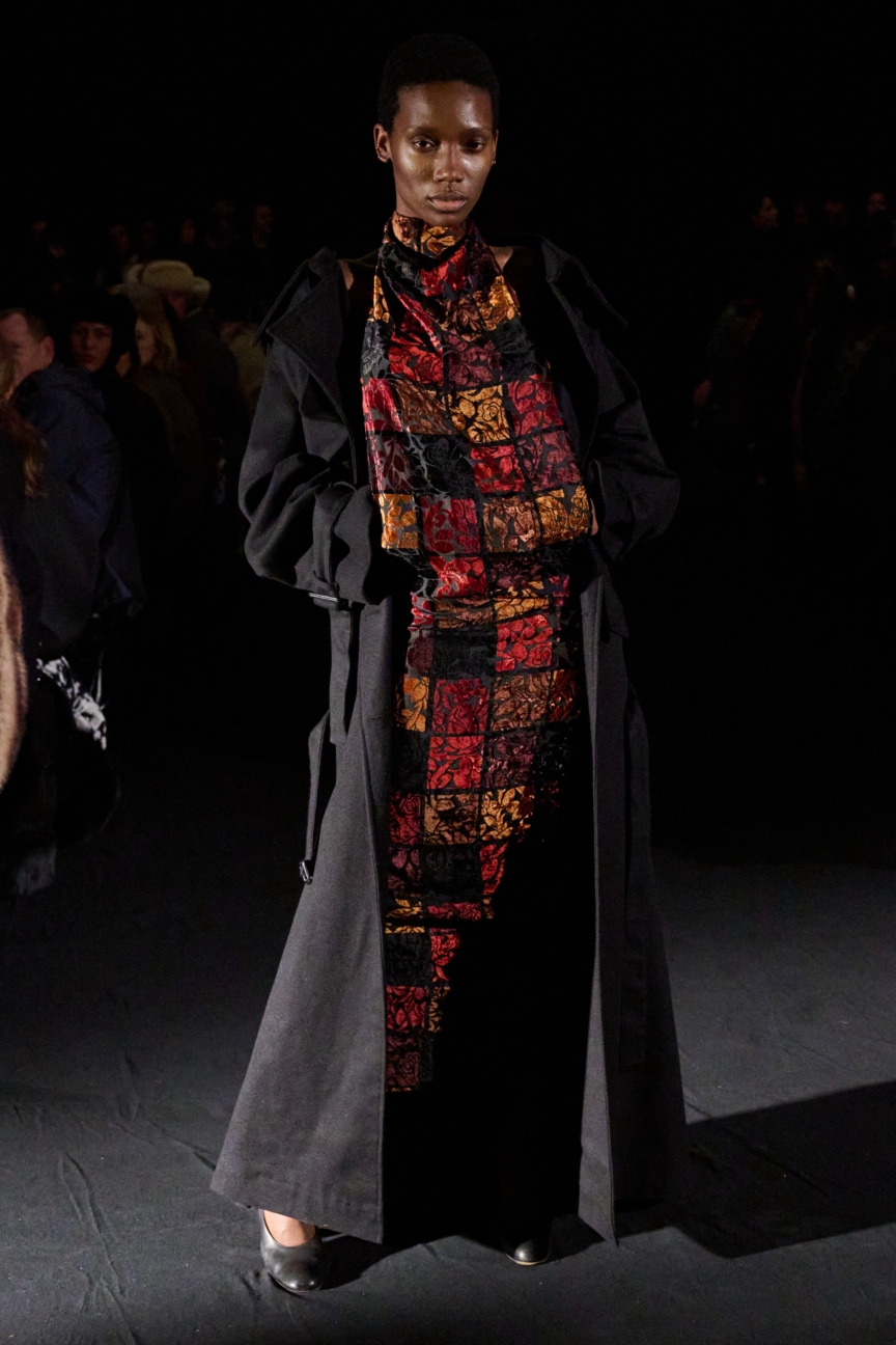 aw26-copenhagen-fashion-week-taus-runway-2x3-james-cochrane-6