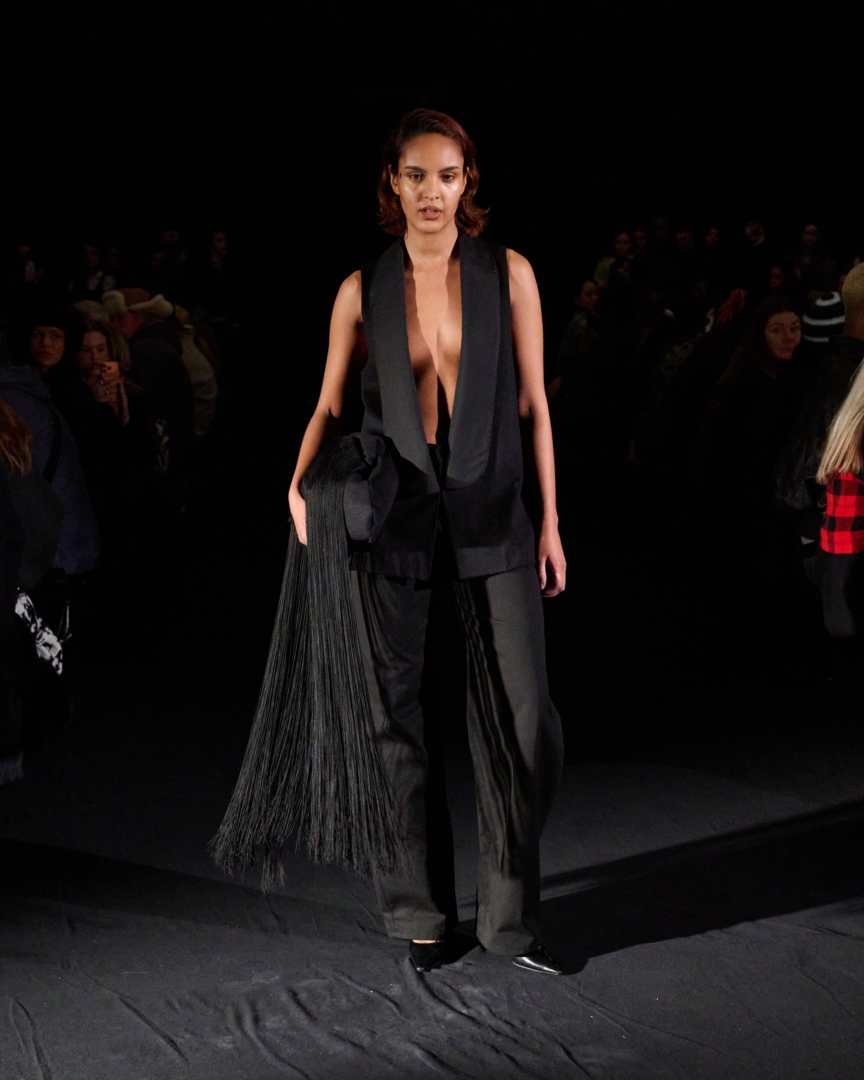 aw26-copenhagen-fashion-week-taus-runway-4x5-james-cochrane-12