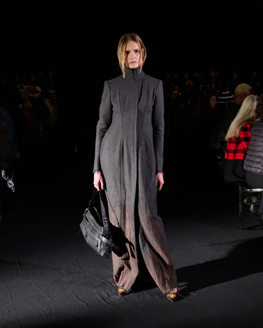 aw26-copenhagen-fashion-week-taus-runway-4x5-james-cochrane-3
