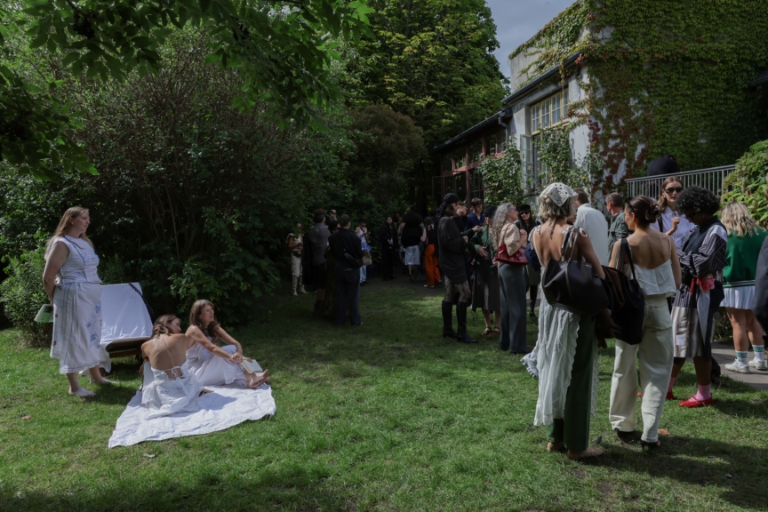 ss26-copenhagen-fashion-week-taus-presentation-2x3-james-cochrane-40