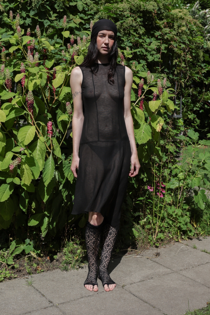 ss26-copenhagen-fashion-week-taus-presentation-2x3-james-cochrane-42