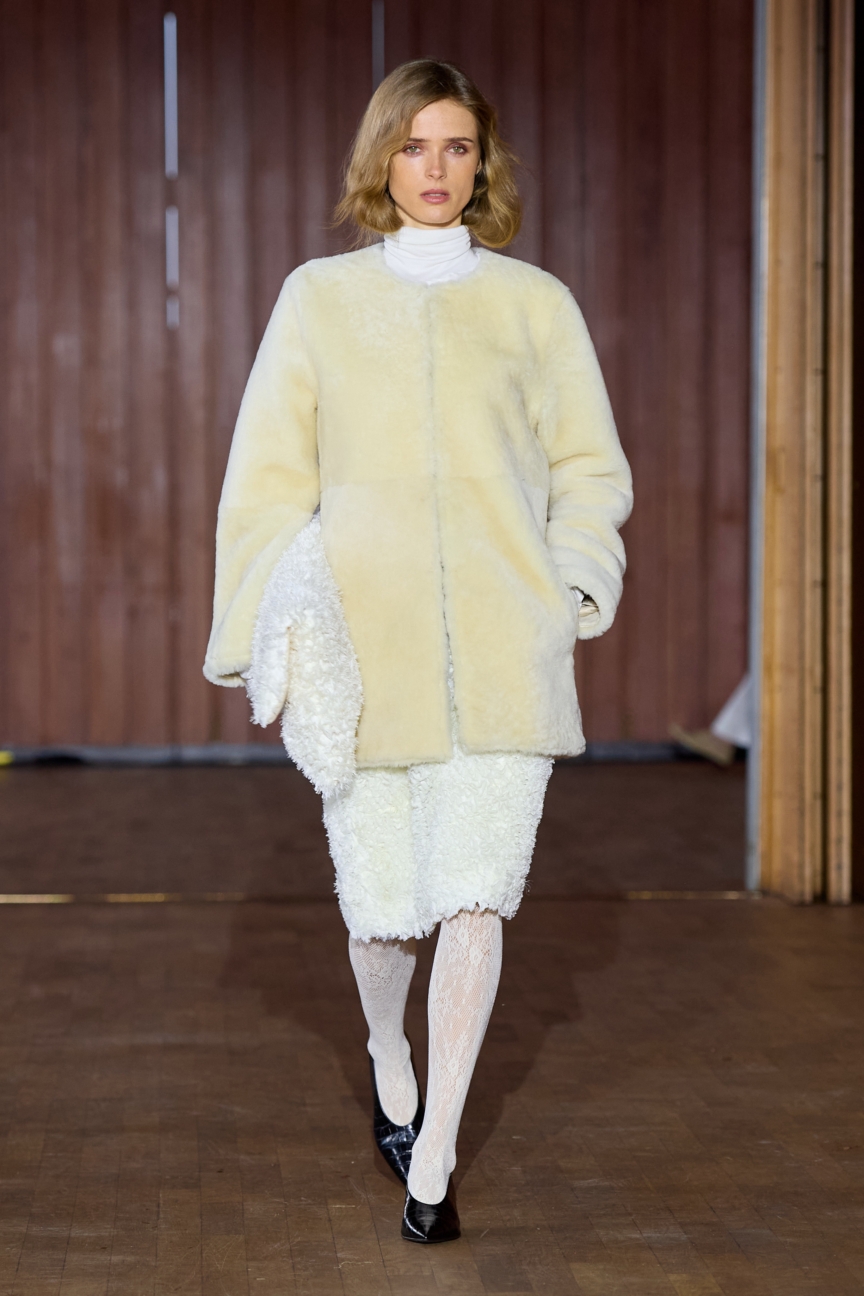 aw26-copenhagen-fashion-week-the-garment-runway-2x3-james-cochrane-2