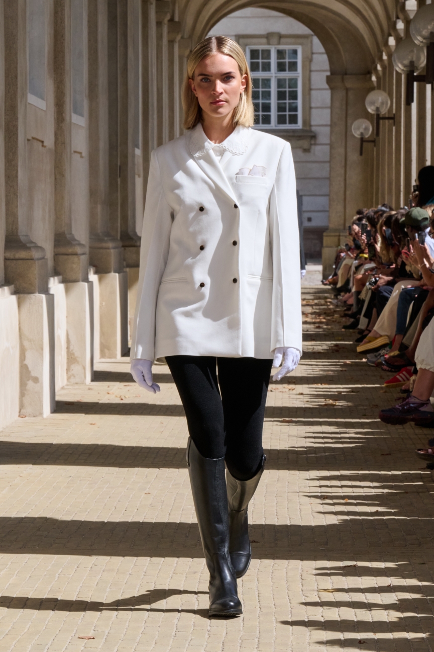 ss26-copenhagen-fashion-week-the-garment-2x3-james-cochrane-10