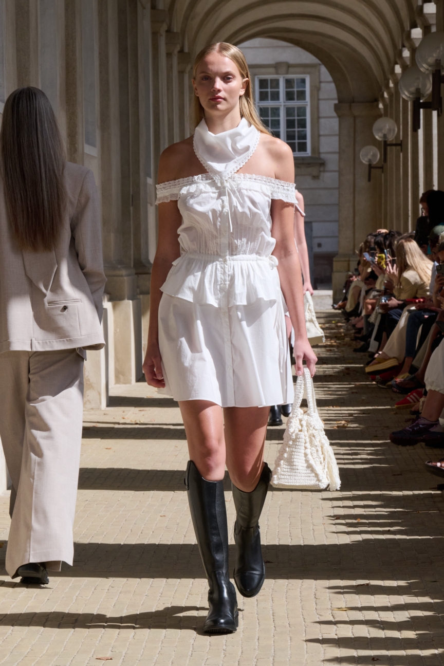 ss26-copenhagen-fashion-week-the-garment-2x3-james-cochrane-12