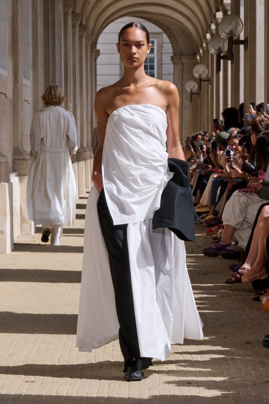 ss26-copenhagen-fashion-week-the-garment-2x3-james-cochrane-14