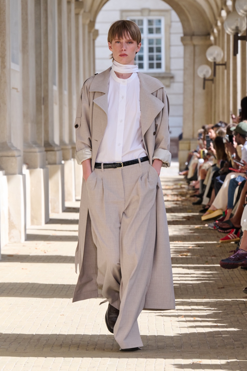 ss26-copenhagen-fashion-week-the-garment-2x3-james-cochrane-3