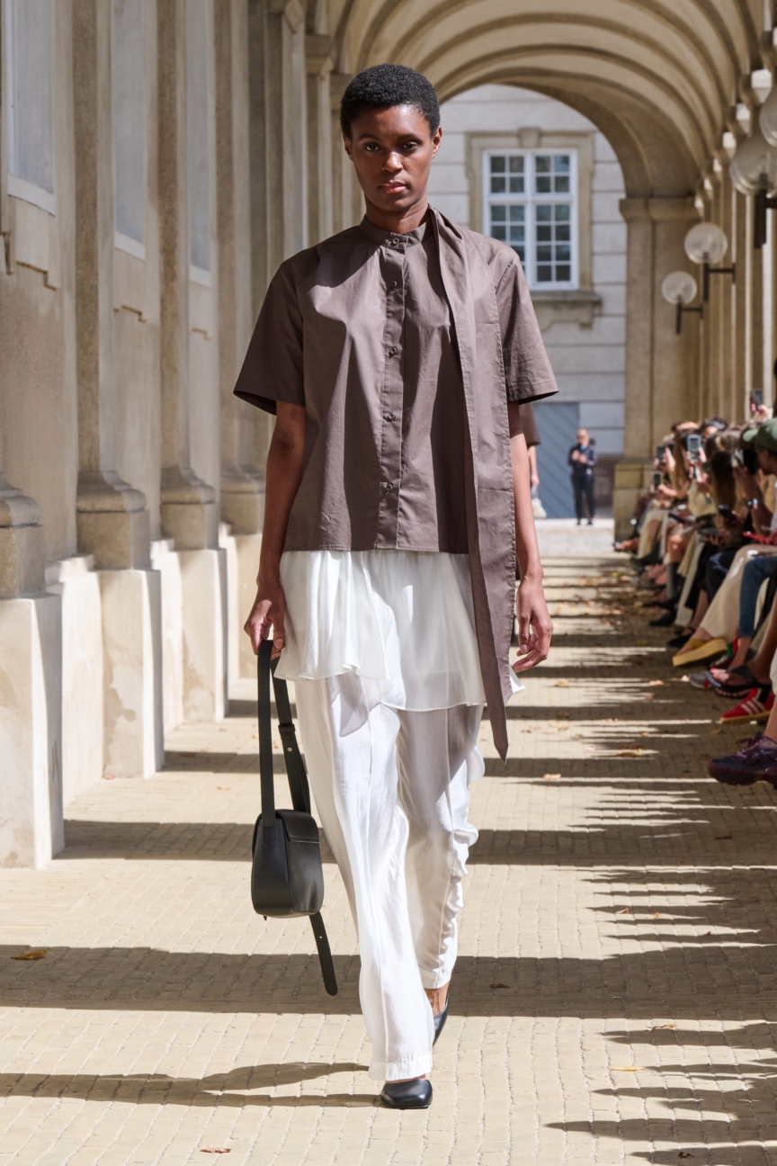 ss26-copenhagen-fashion-week-the-garment-2x3-james-cochrane-4