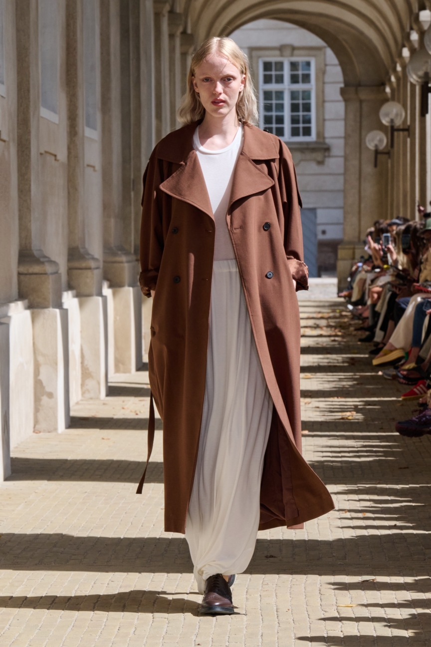 ss26-copenhagen-fashion-week-the-garment-2x3-james-cochrane-6