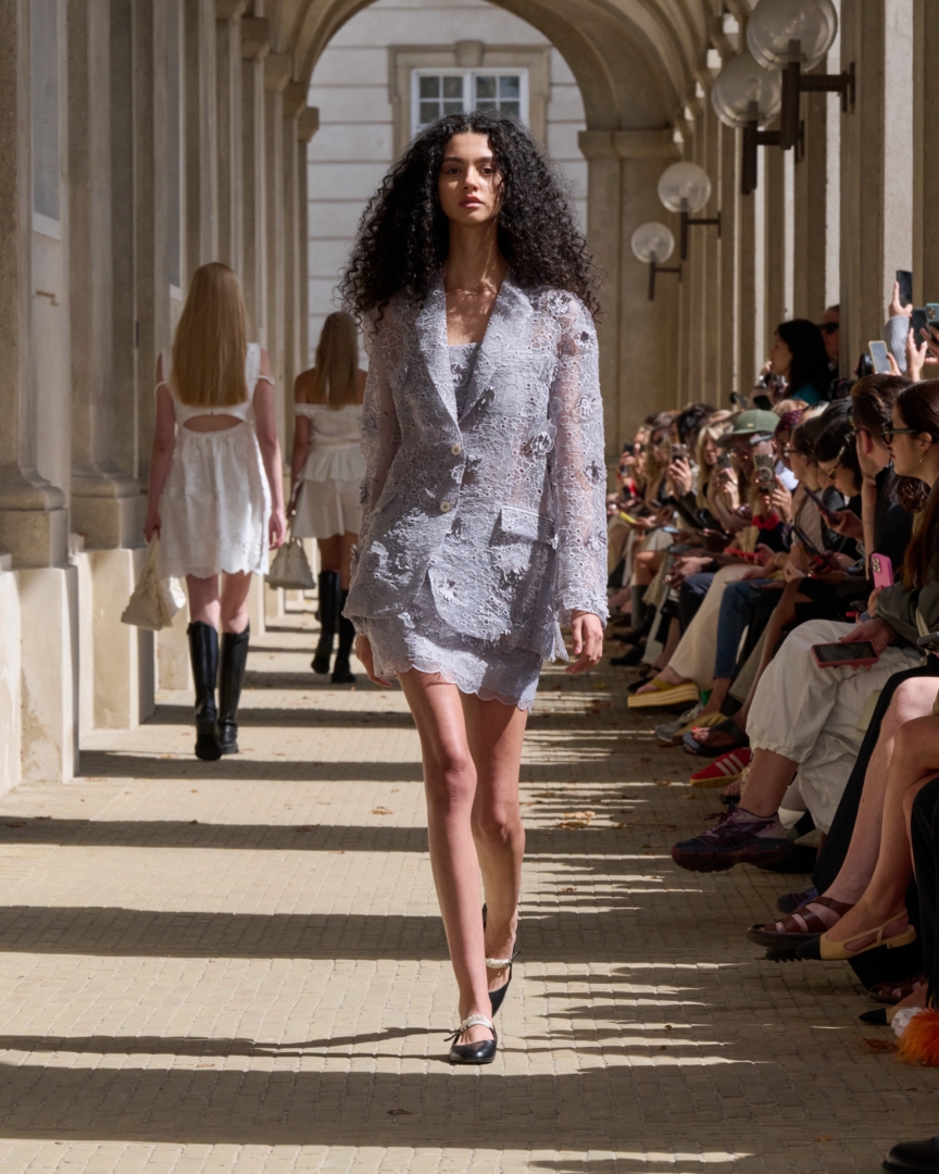 ss26-copenhagen-fashion-week-the-garment-4x5-james-cochrane-27
