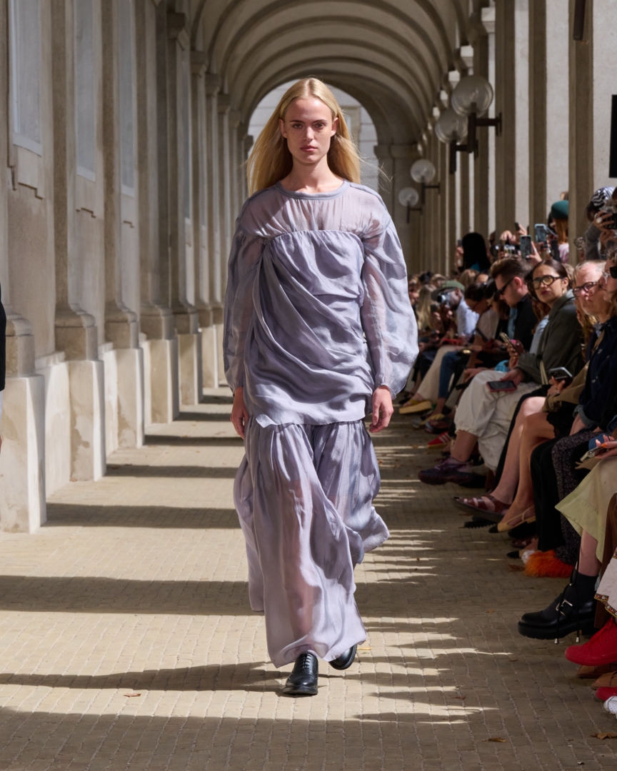 ss26-copenhagen-fashion-week-the-garment-4x5-james-cochrane-28