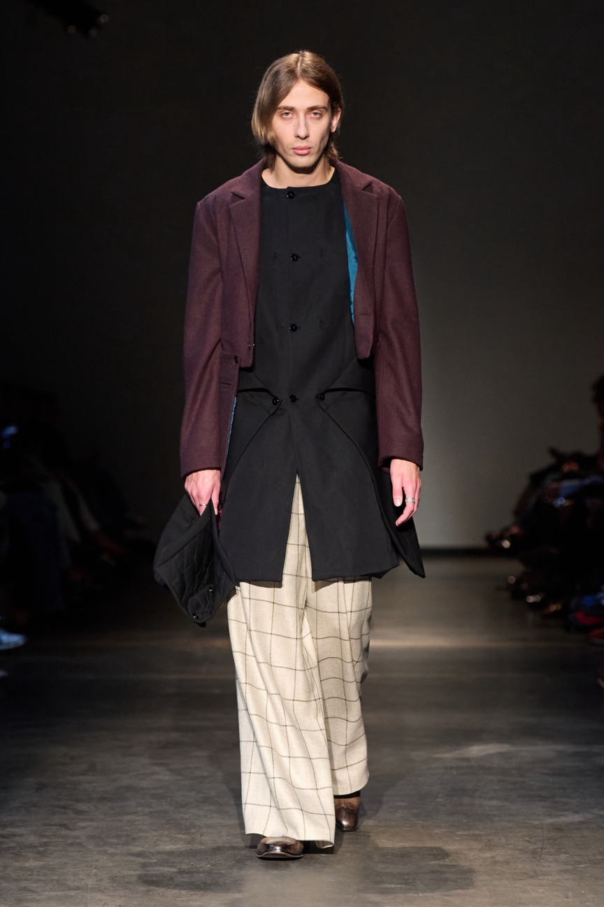ss26-copenhagen-fashion-week-the-royal-danish-academy-runway-2x3-james-cochrane-44
