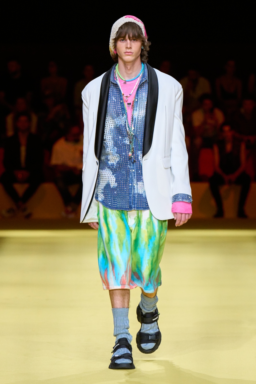 dsquared2-ss23-mens-show-40