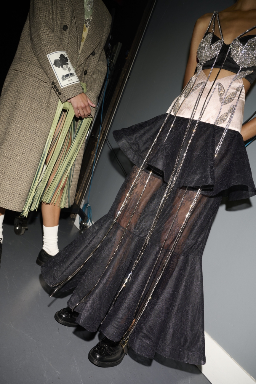 erdem-spring-summer-2027-backstage-22
