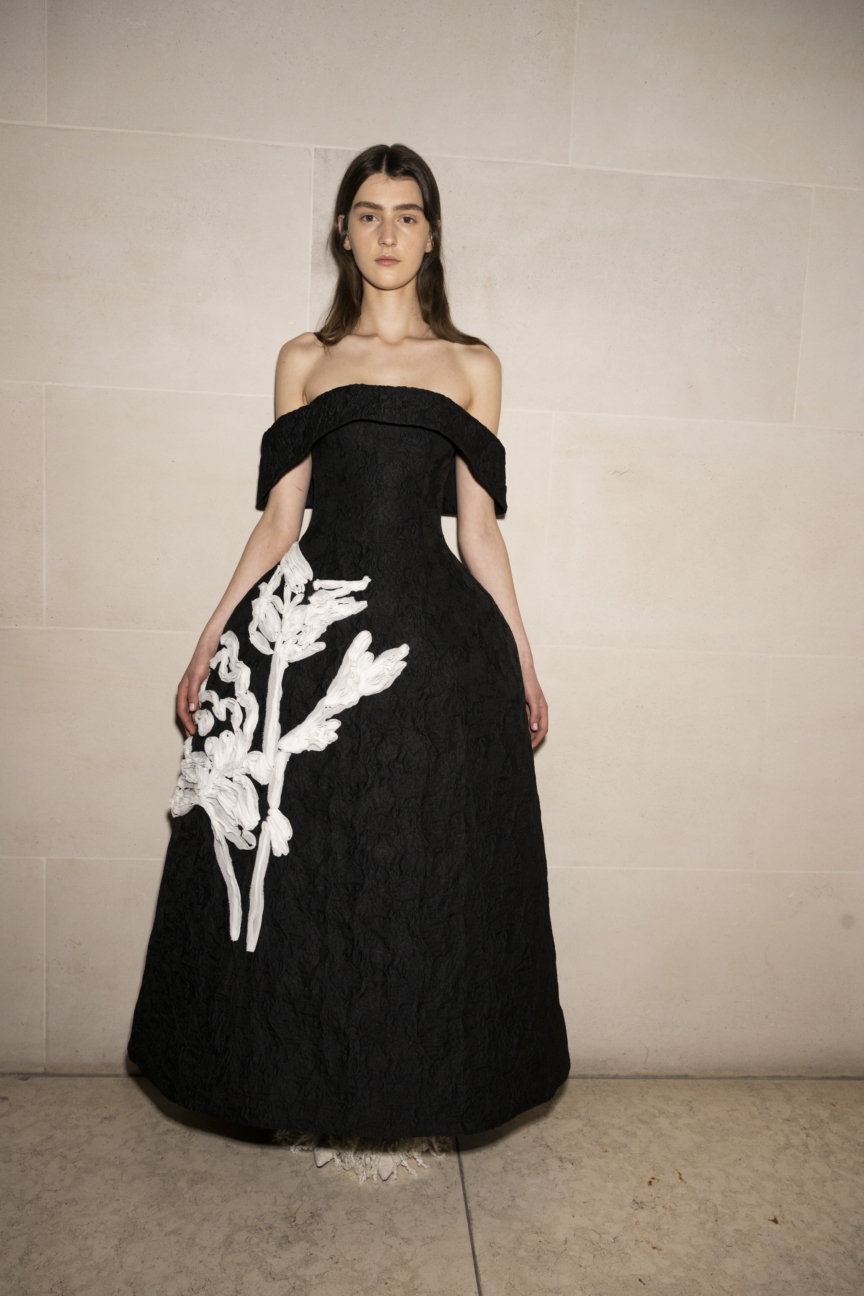 erdem-autumn-winter-2025-collection-backstage-36