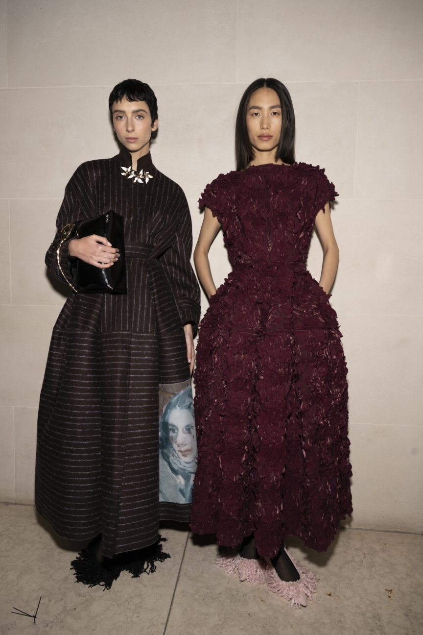 erdem-autumn-winter-2025-collection-backstage-40