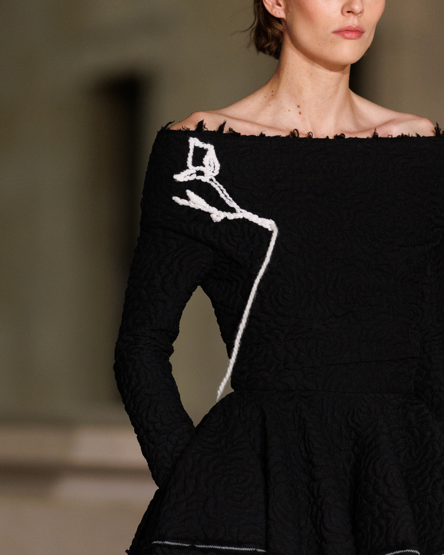 erdem-autumn-winter-2025-collection-details-11