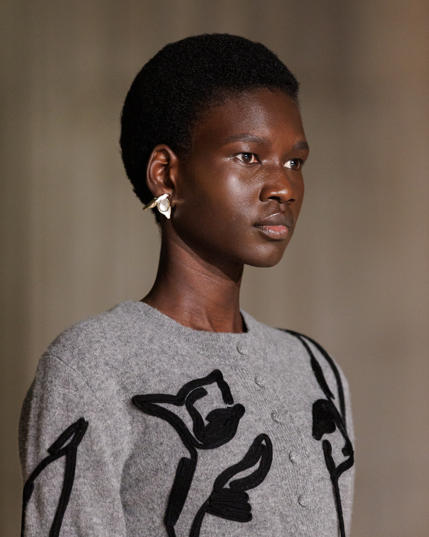 erdem-autumn-winter-2025-collection-details-36