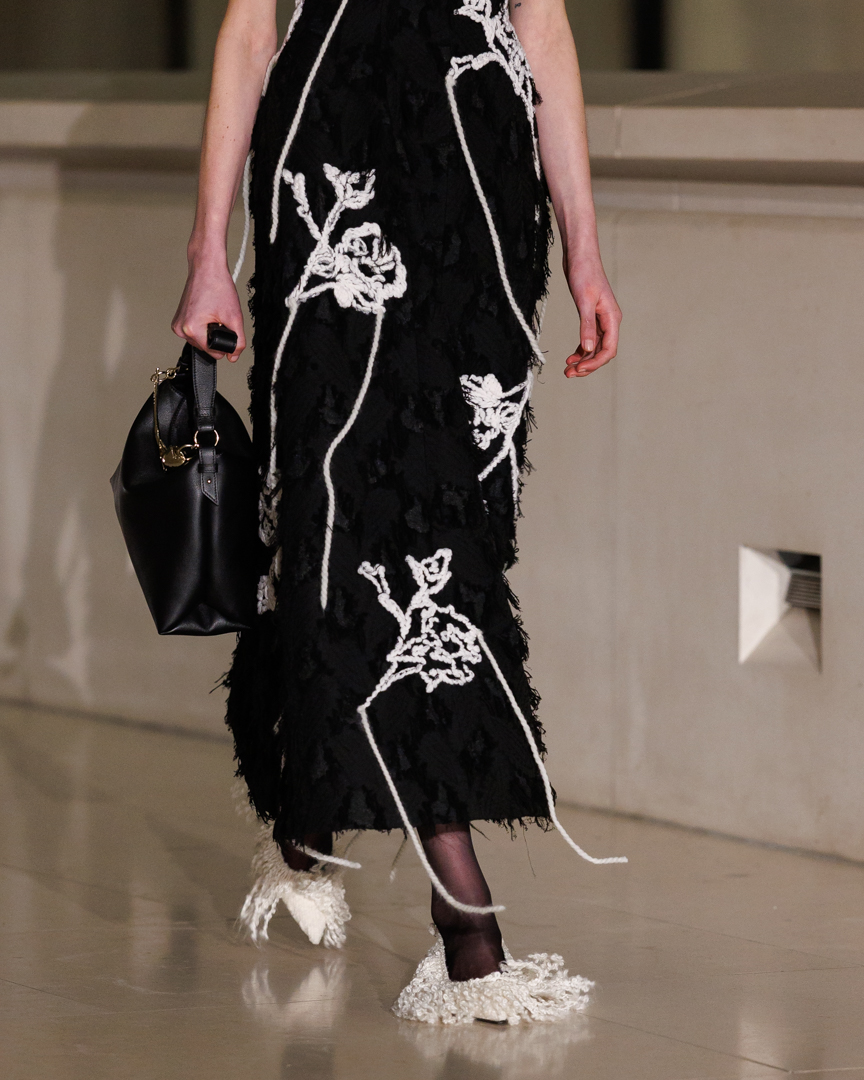 erdem-autumn-winter-2025-collection-details-38