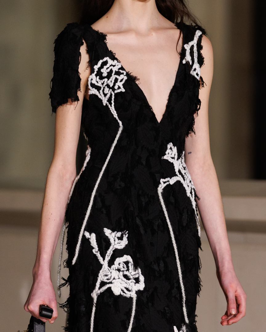erdem-autumn-winter-2025-collection-details-39