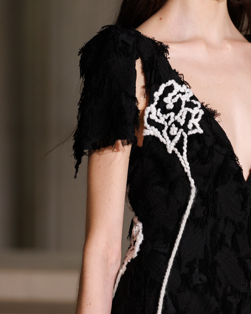 erdem-autumn-winter-2025-collection-details-41