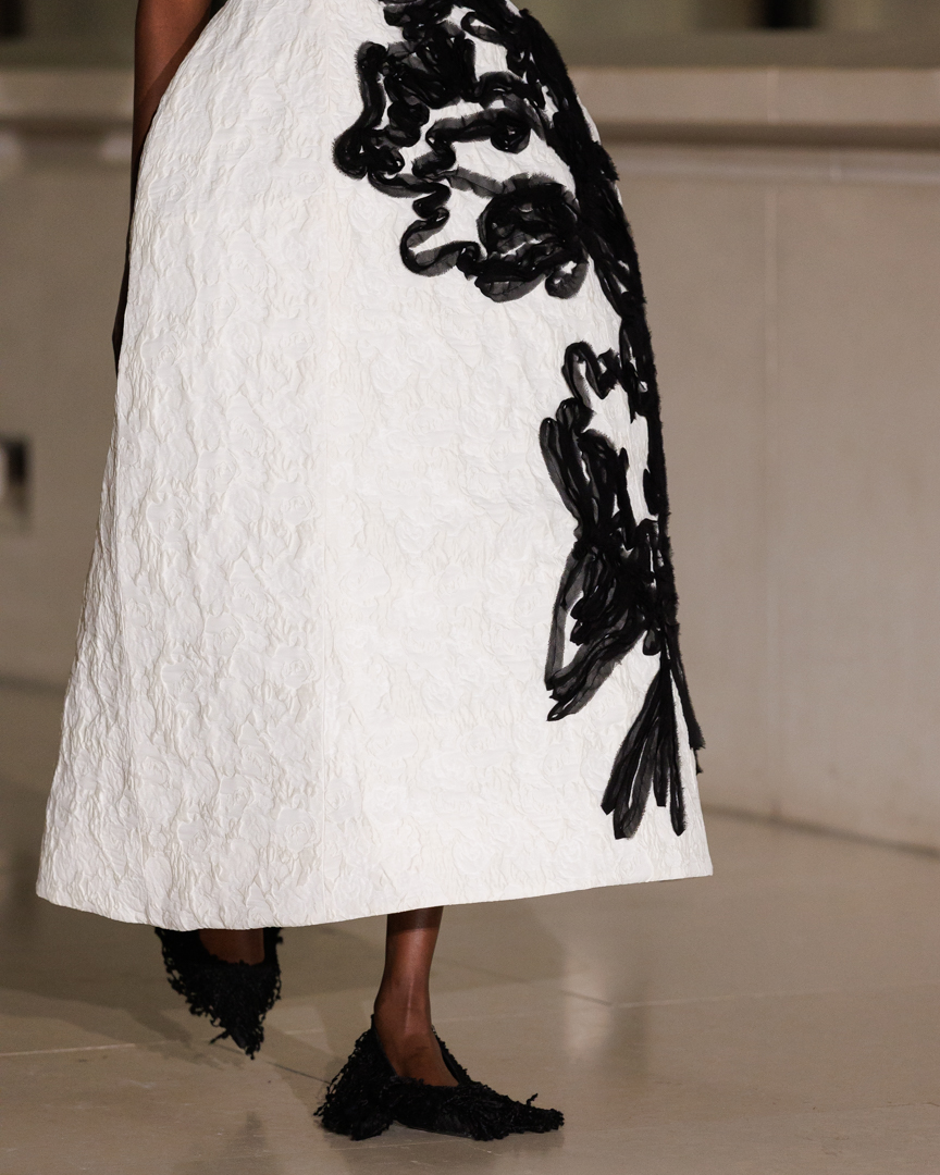 erdem-autumn-winter-2025-collection-details-43