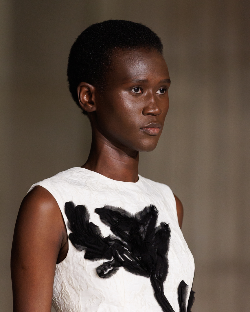 erdem-autumn-winter-2025-collection-details-45