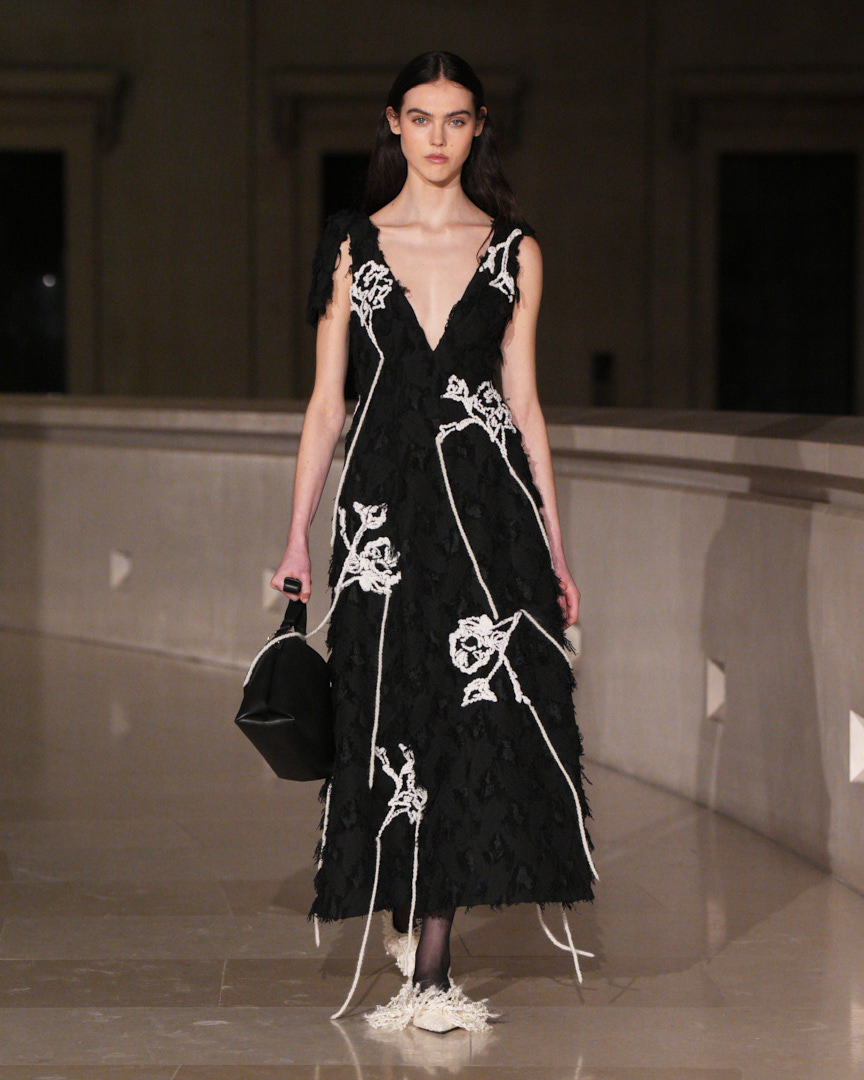erdem-autumn-winter-2025-collection-look-17